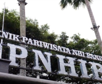 sekolah tinggi pariwisata bandung